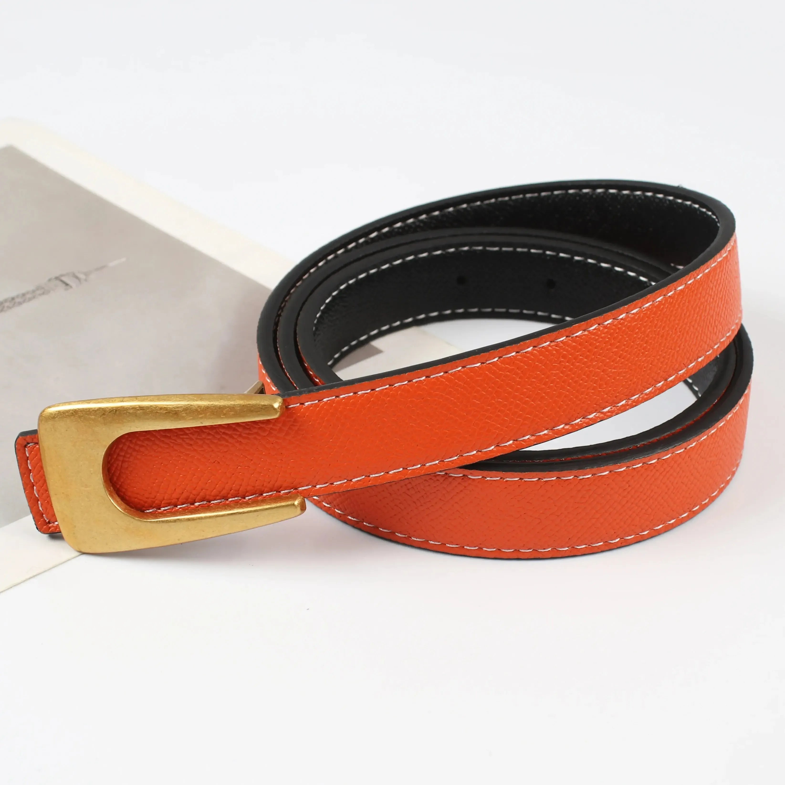 Ceinture Réversible de Luxe pour Femme – Style Raffiné